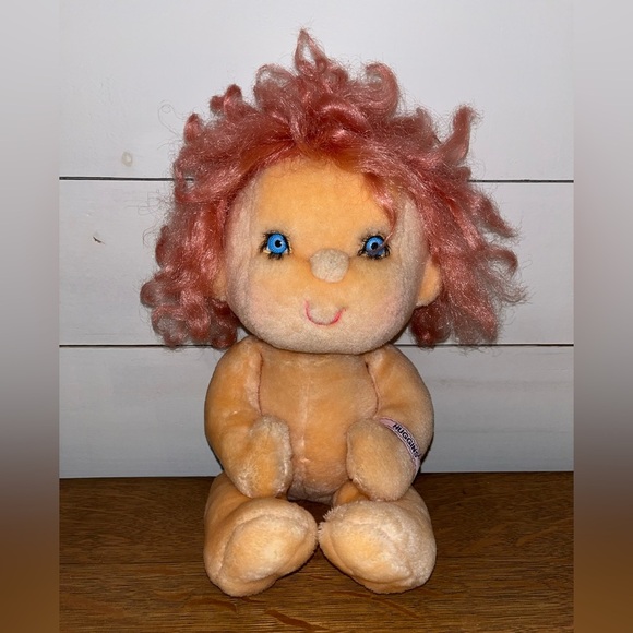 Hugga Bunch — Vintage Huggins Plush Doll, 1980s-Hallmark - Picture 1 of 7